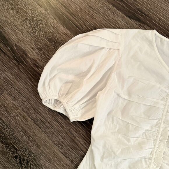 Boii Studios Short Puff Sleeve Top - Picture 2 of 10